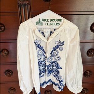 The Shirt Embroidered White and Blue Women's Top